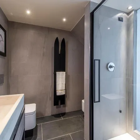 Re Delle Alpi & Spa, 4 Stelle Superior 라튈르