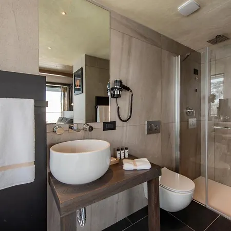 Re Delle Alpi & Spa, 4 Stelle Superior 4*